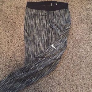 Nike Pro Hyperwarm leggings